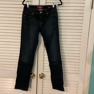 Lucky Brand Sweet n Straight Dark Wash 28